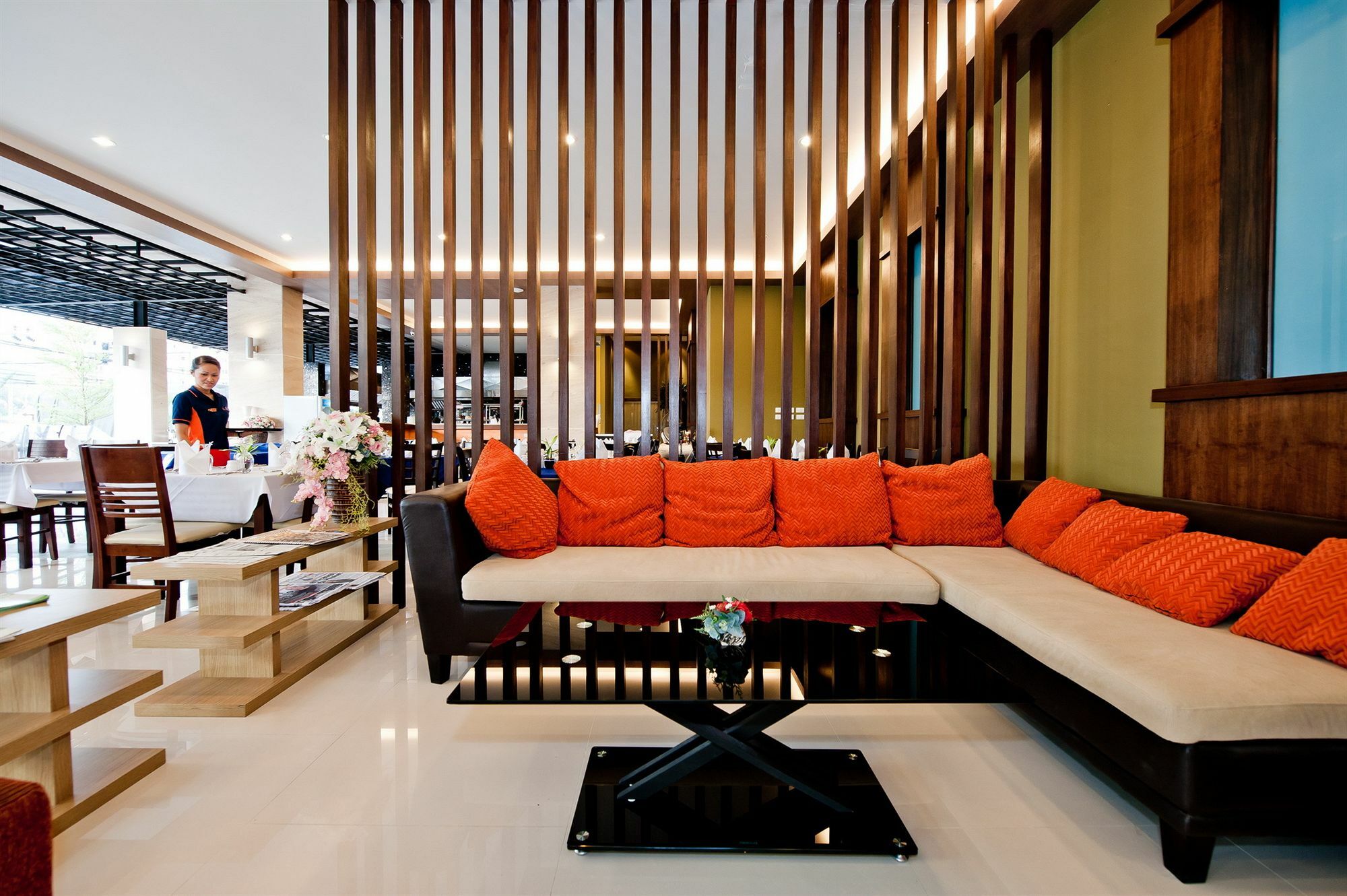 Отель Tuana Blue Sky Patong Экстерьер фото